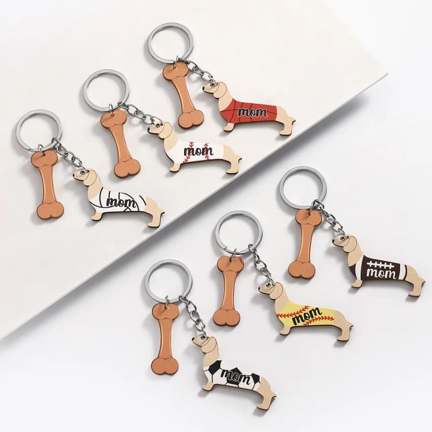 Nuovo ciondolo portachiavi per la festa della mamma del cane con salsiccia Ciondolo regalo per la festa della mamma con osso di cane semplice e versatile all'ingrosso