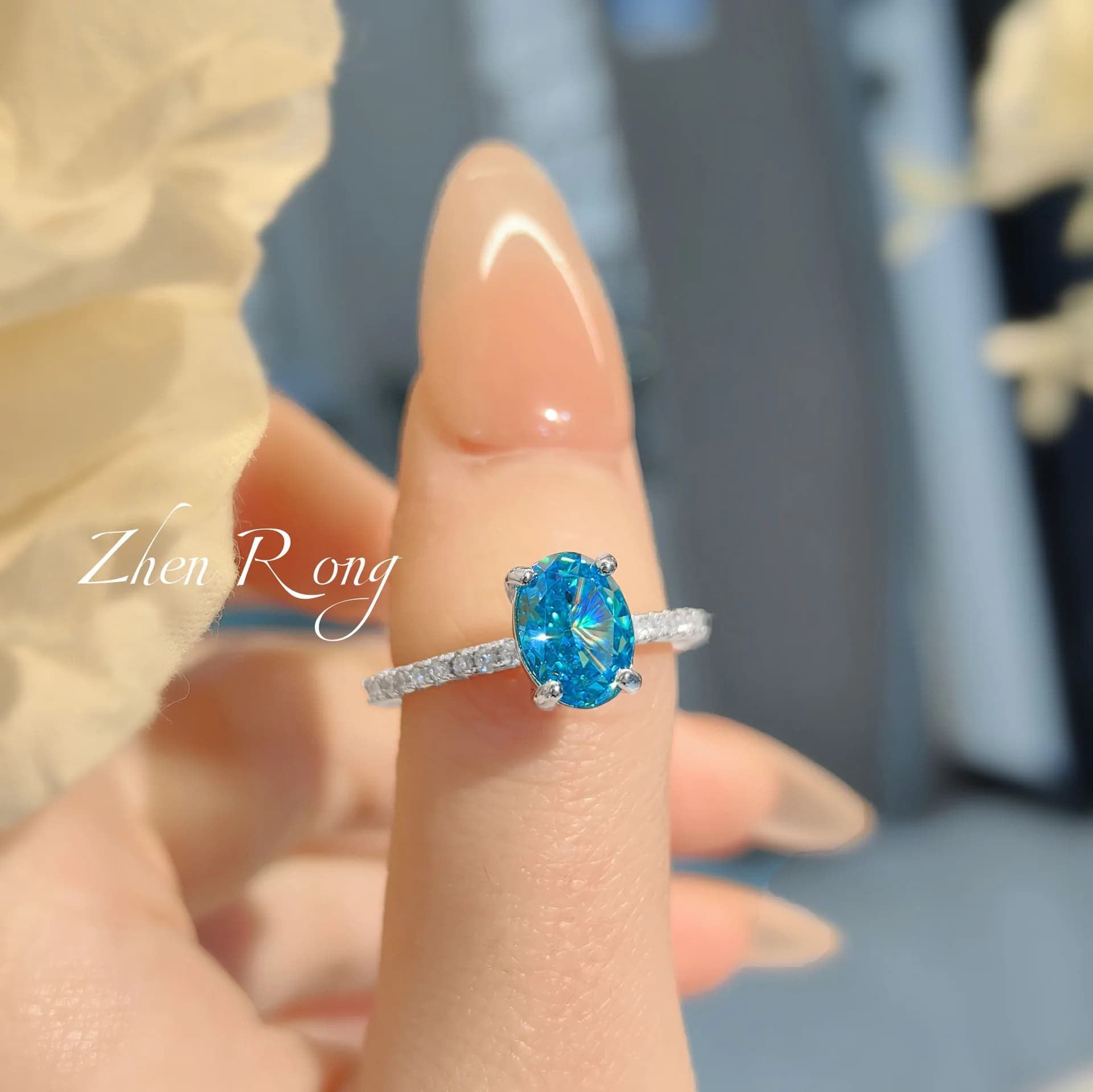 Fashion Light Luxury S925 Sterling Silver Ring With Pigeon Egg Ice Flower Cut High Carbon Diamond Apple Green For Females