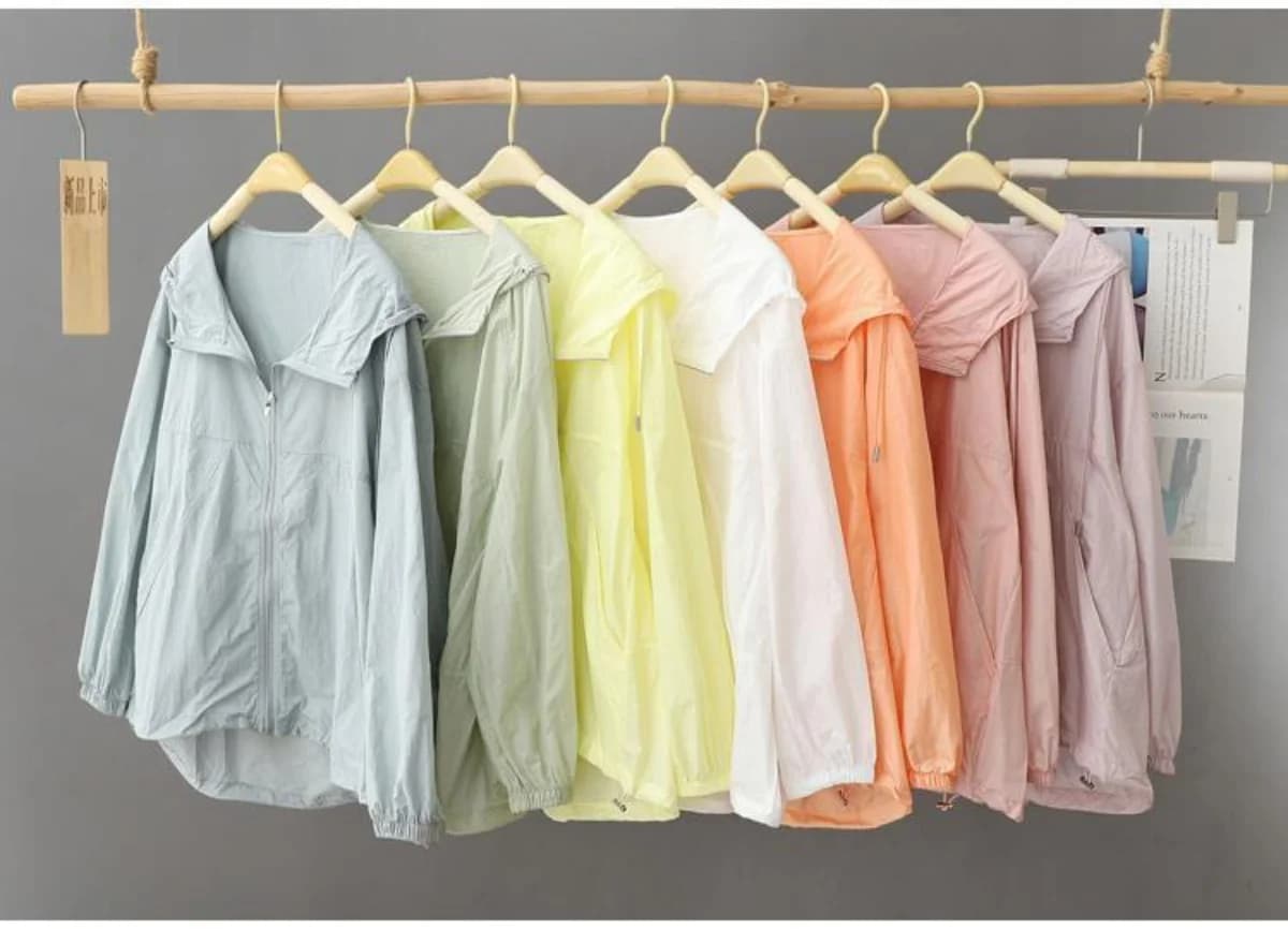 Protezione solare Cappotto di protezione solare con cappuccio Lavabile con volant Vita regolabile Abito da spiaggia anti-UV per donna UPF50 + Cappotto lungo 4XL