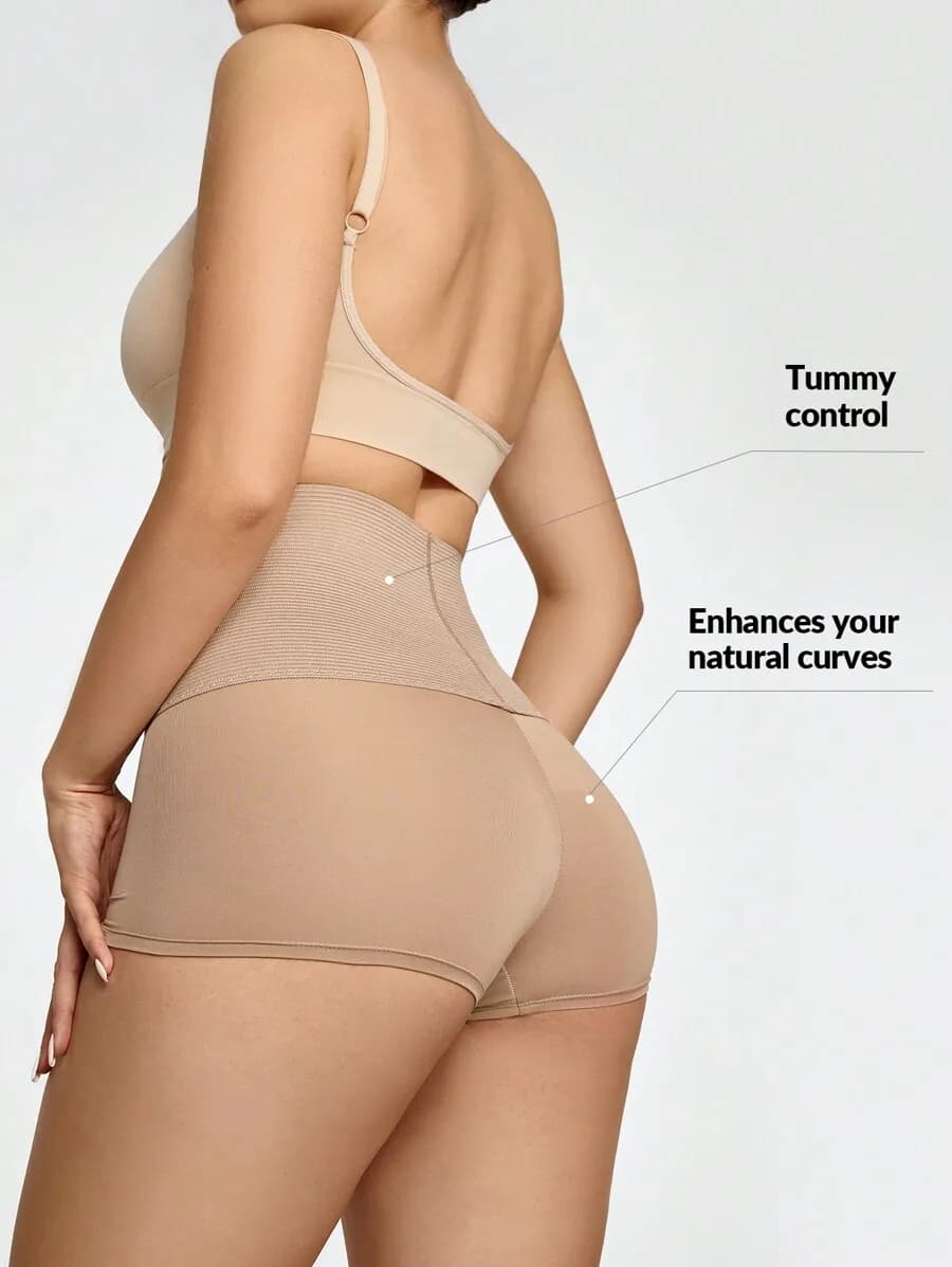 Shorts modellanti da donna in maglia color albicocca a vita alta, semitrasparenti, con controllo pancia