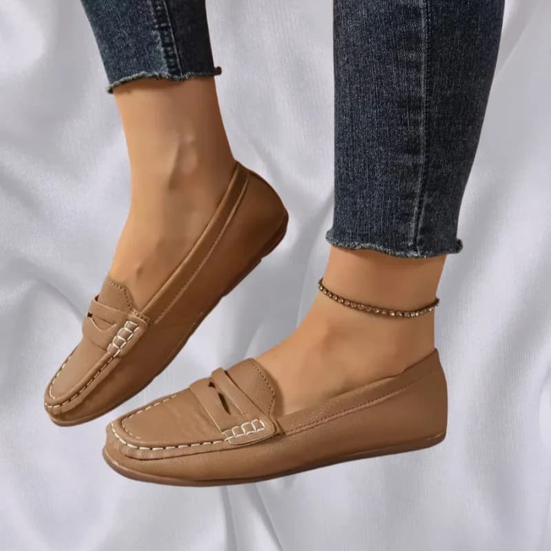 Spring/Autumn Round Head Lightweight Sexy Comfortable Women's Shoes Fashionable New Non-slip Shallow Mouth Casual Flat Shoes