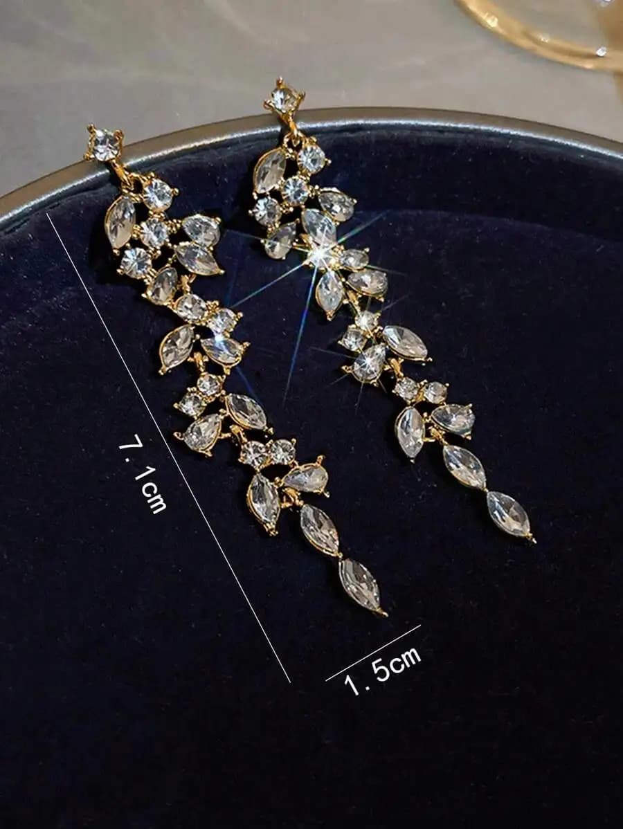 Orecchini pendenti lunghi con foglie di strass scintillanti per donna