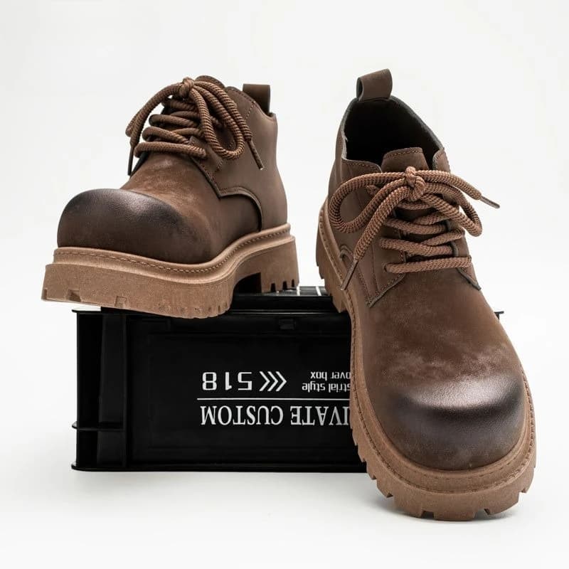 Scarpe casual in pelle da uomo Autunno 2025 Nuovo stile britannico Piattaforma che aumenta la testa grande Scarpe derby alla moda Retro Botas Hombre