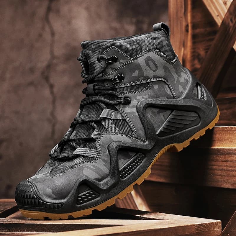 Outdoor Men's Trekking Shoes Anti-slip Camping Trekking Shoes Winter Work Shoes Casual Walking Shoes Comfortable and Breathable