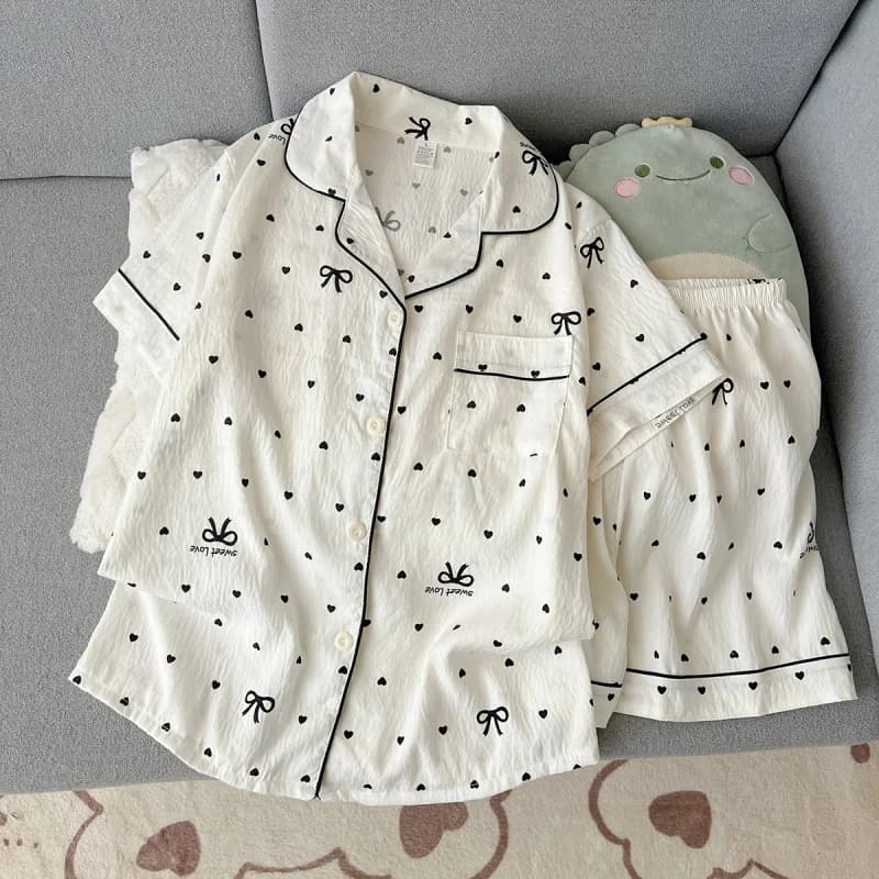 2Summer short-sleeve pajama set for women, comfortable and trendy, shorts can be worn outside, home wear set