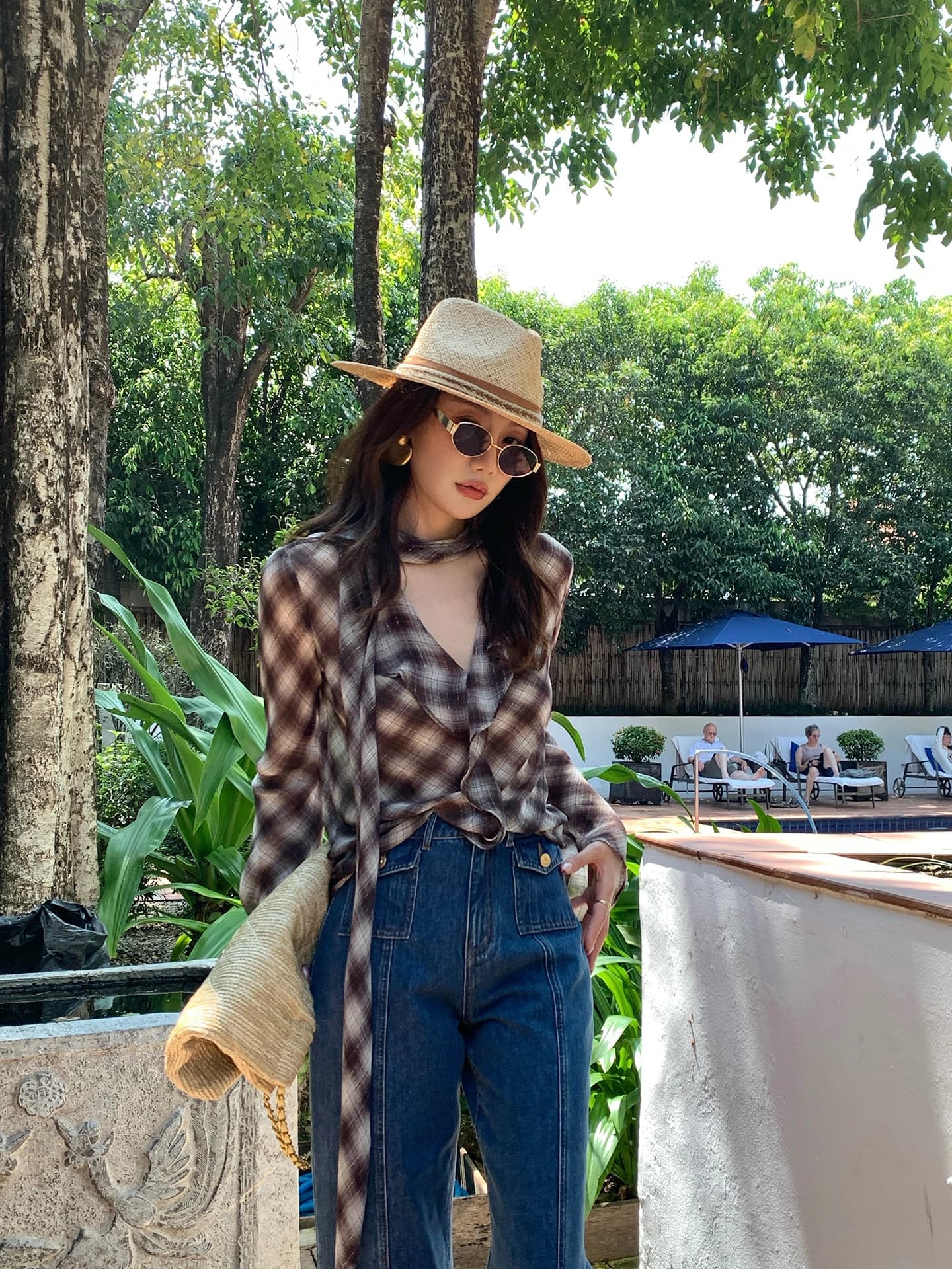 Camicia a quadri sciolta con scollo a V da donna, design casual e di tendenza, Dragon Xi'er K228, manica lunga, in poliestere, moda primaverile