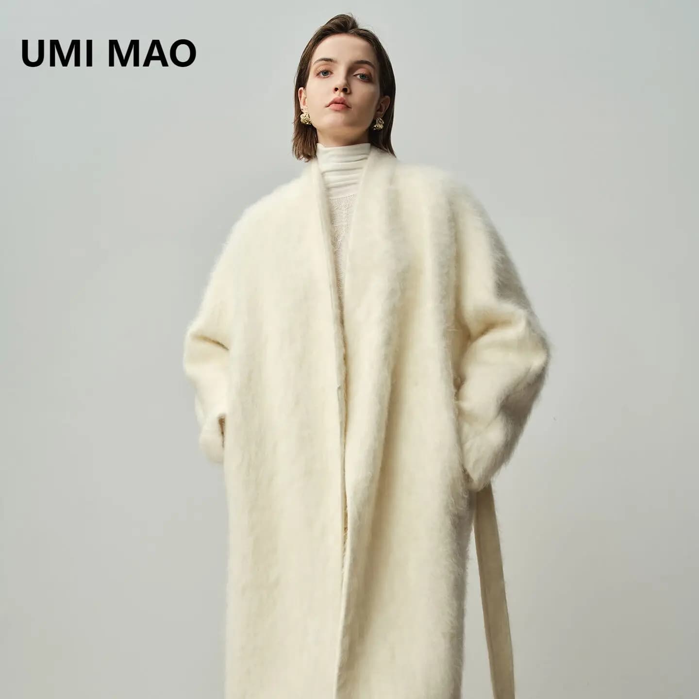 UMI MAO Cappotto di lana stile pigro di lusso silenzioso simile alla pelliccia Accappatoio lungo di lana da donna con cravatta Cappotto di lana di velluto Giacche di pelliccia vera