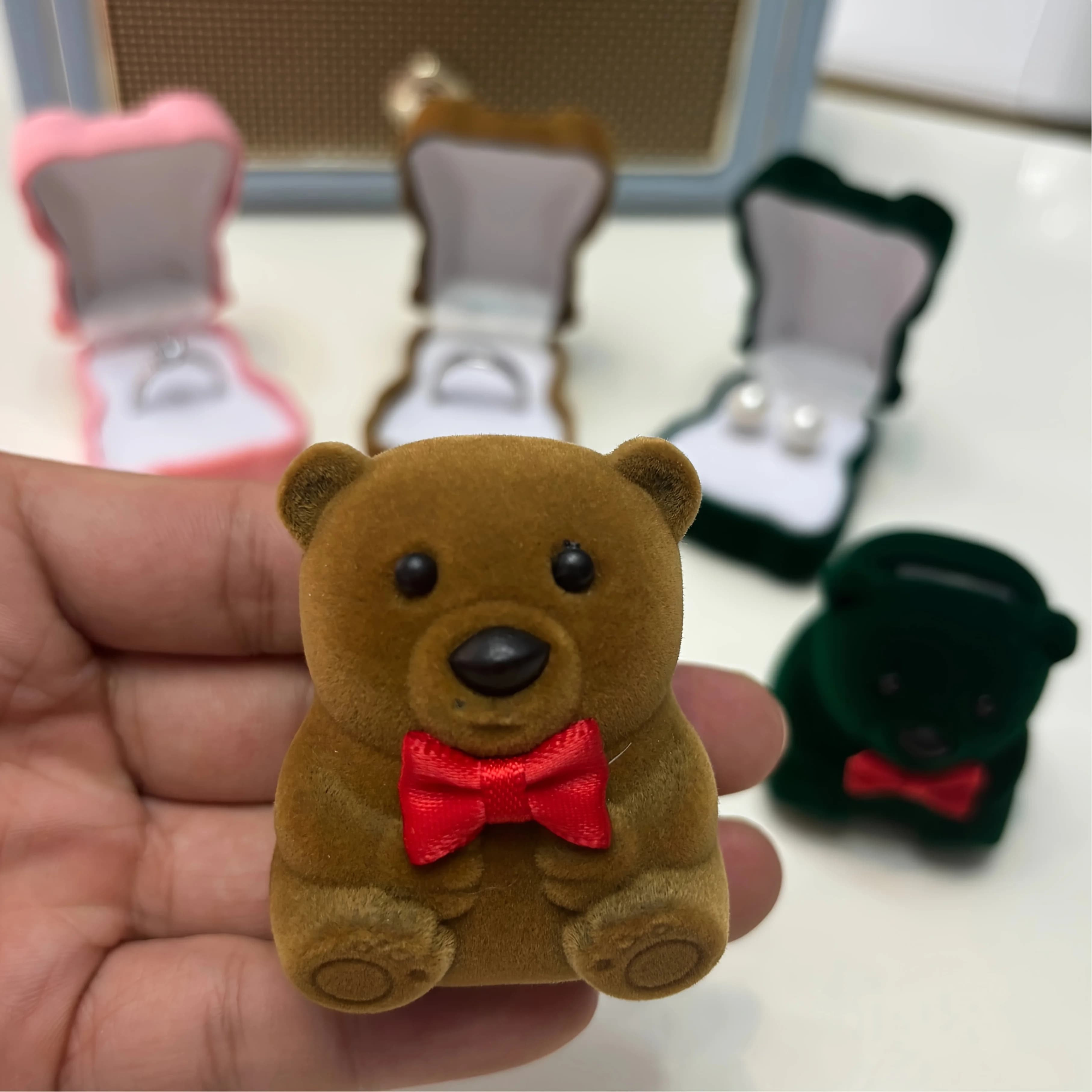 Charming Little Bear Jewelry Box, Ring Storage Box, Three Colors, Suitable for Storing Necklaces, Rings, Earrings, Stud Earrings and Other Jewelry, Valentine's Day Gift, Anniversary Gift, Wedding Ring Box