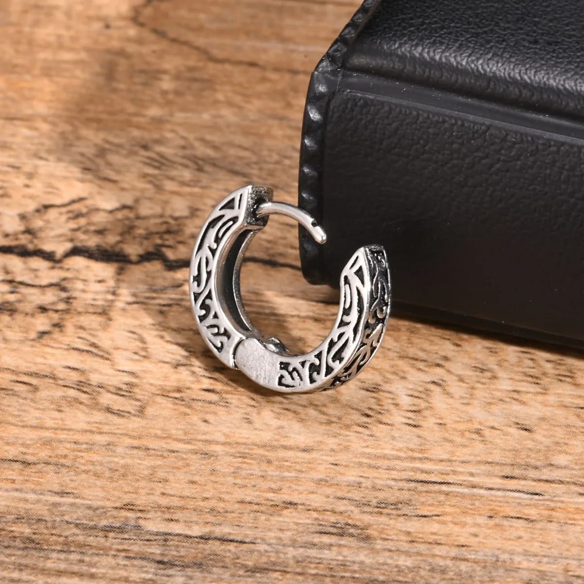 1 paio di orecchini a cerchio retrò in acciaio inossidabile, unisex, alla moda, punk, hip hop, gioielli piercing per orecchie sensibili