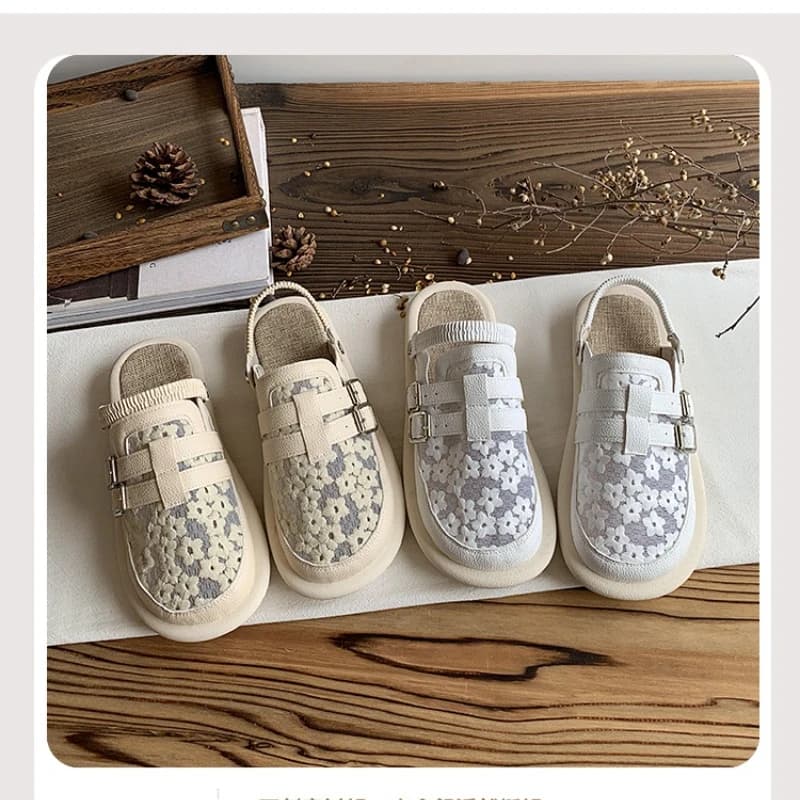 2025 Sandali da donna Tacchi estivi Due abiti traspiranti da donna Beige Morbidi Nuove scarpe basse da donna piatte per ragazze chiuse