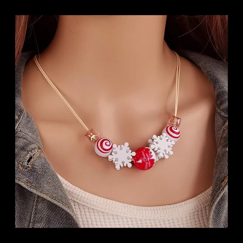 Collana a tema natalizio Collana femminile con ciondolo fiocco di neve dolce vento Nuova catena alla clavicola Commercio all'ingrosso di gioielli popolari