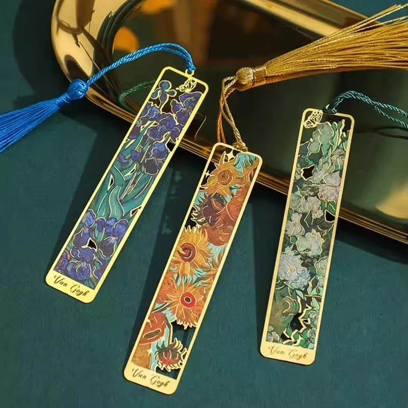 Vintage Painting Metal Bookmarks Artistic Reading Clips Retro Vintage Oil Painting Metal Bookmarks Hollow Daily Use Organizer