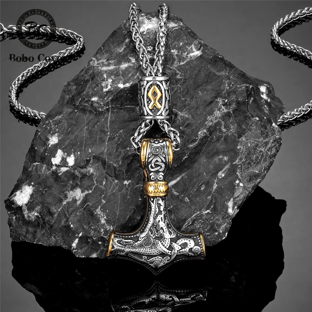 Perline rune norvegesi placcate in oro Collane con martello di Thor Ciondolo Mjolnir in acciaio inossidabile da uomo Amuleto di ancoraggio vichingo Gioielli maschili
