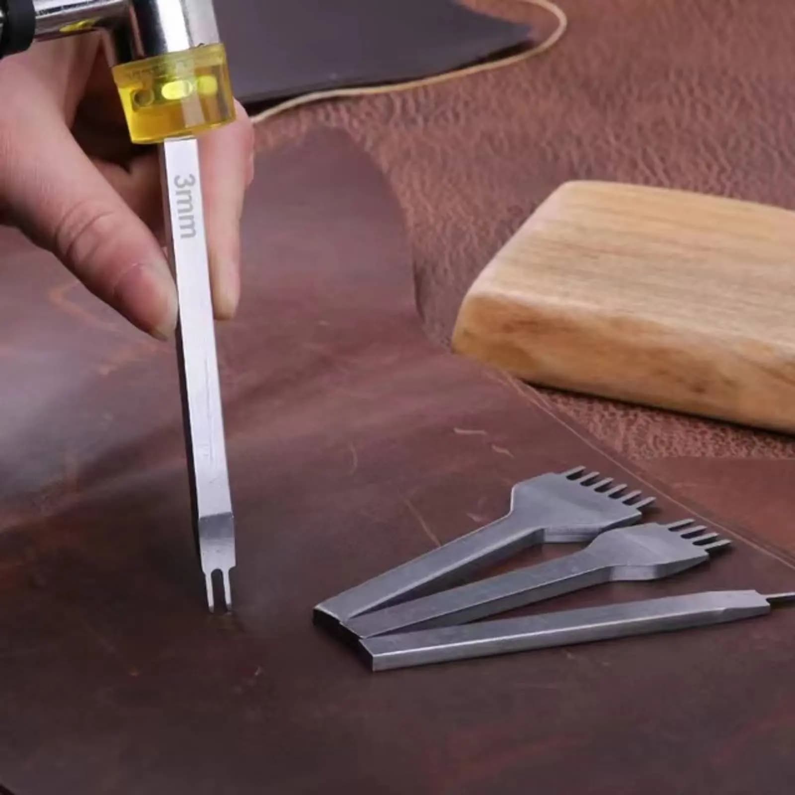 Set di Strumenti per Cucitura a Mano del Cuoio, Kit Multifunzionale per Lavorazione del Cuoio, Attrezzi Durevoli
