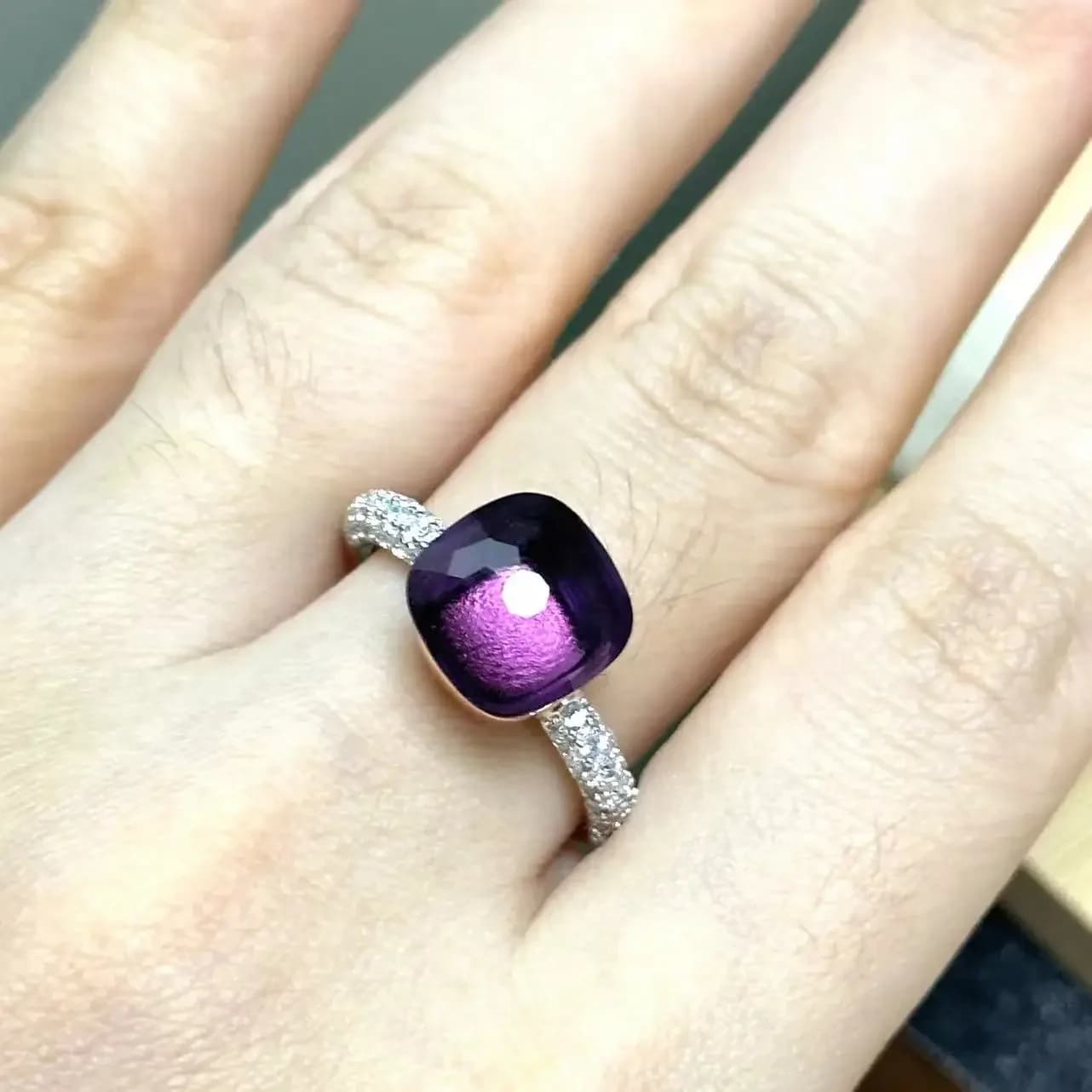 Anello da 10.6mm S925 Argento Oro rosa Metallo 32 colori Stile caramella Anello di cristallo zircone per le donne Gioielleria raffinata Regalo del partito Anello alla moda