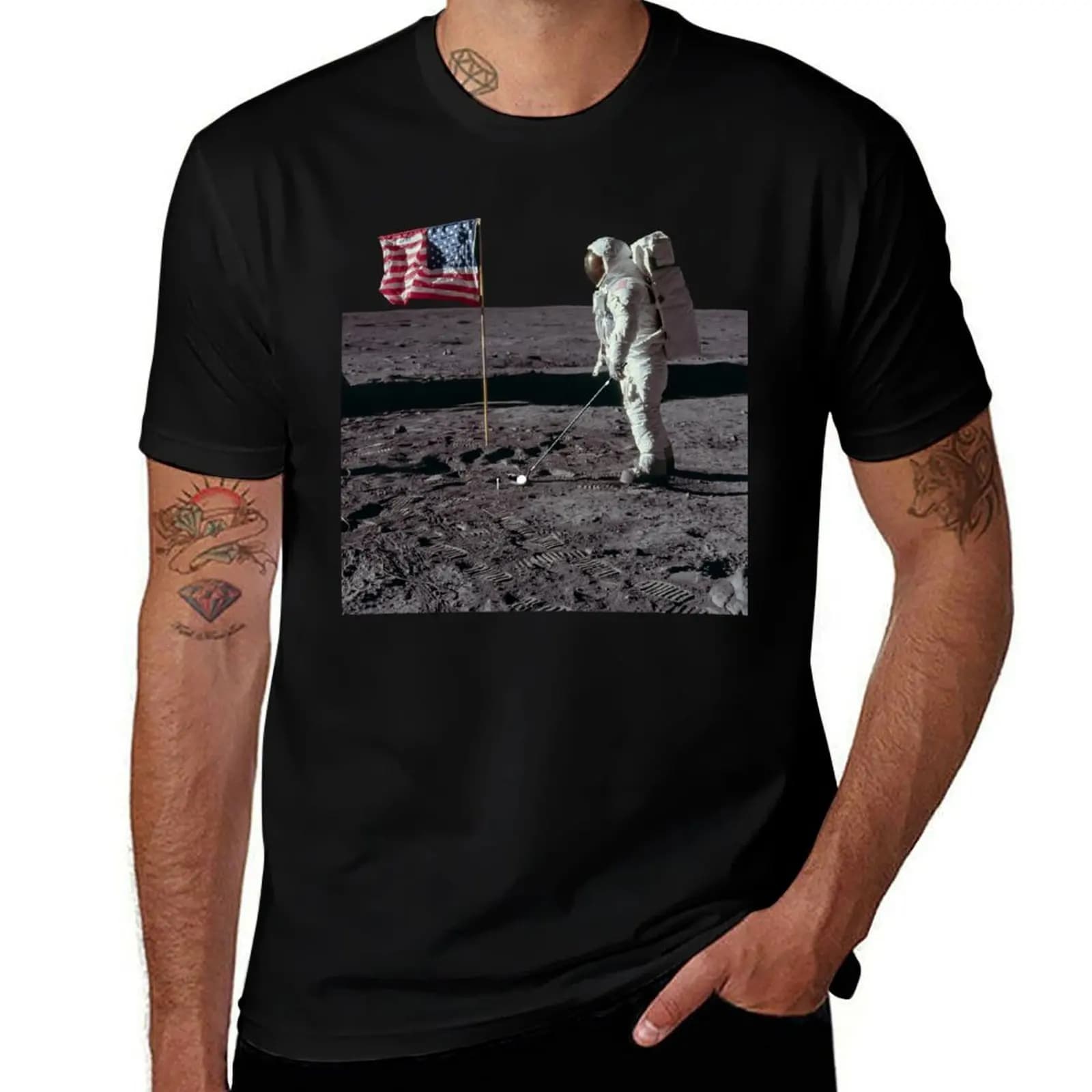 T-shirt Golf on the Moon T-shirt basic in cotone di taglia grande