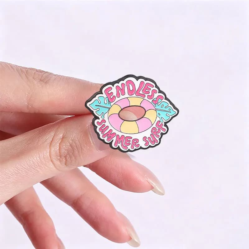 Coconut Tree Brooches Cartoon Summer Beach Swimming Rings Metal Badges Small Gifts Wholesale Bag Pins for Clothes Cap Pin Brooch