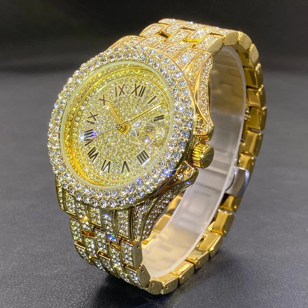 Watch from Polso Grande in Oro, Argento e Nero per Uomo, Stile Hip Hop, Splendid with Stones, Fashion Quartz Clock with Calendar and Date, 3 Colors