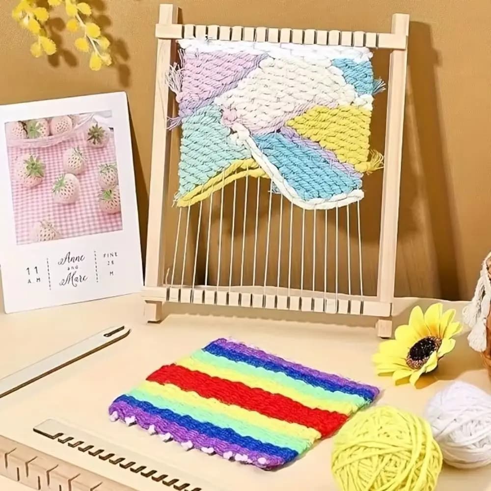 Durable Wooden Wooden Weaving Loom Mini Detachable DIY Weaving Tool Lightweight Yarn Knitting Tools Educational Use