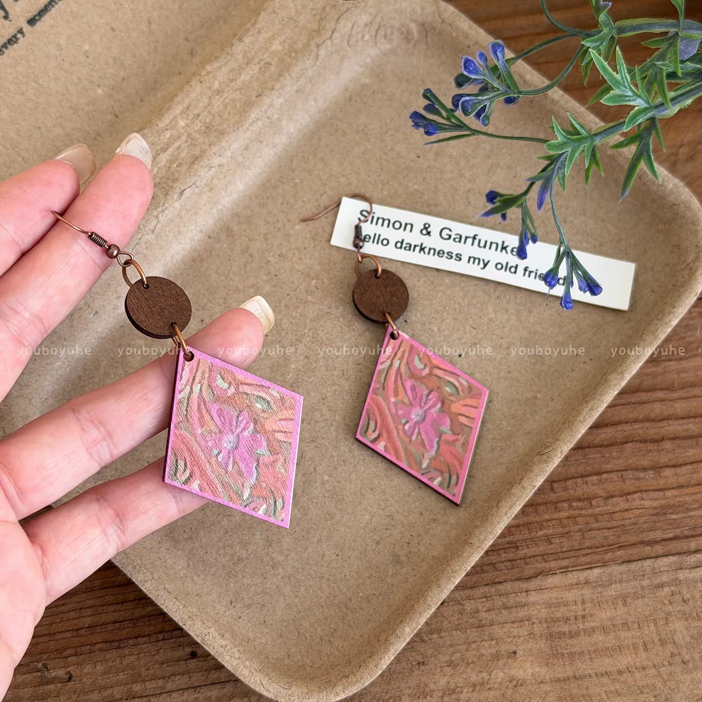 Bohemian rhombus pattern wooden long earrings women's high-end temperament ear hooks are suitable for travel and vacation earrings
