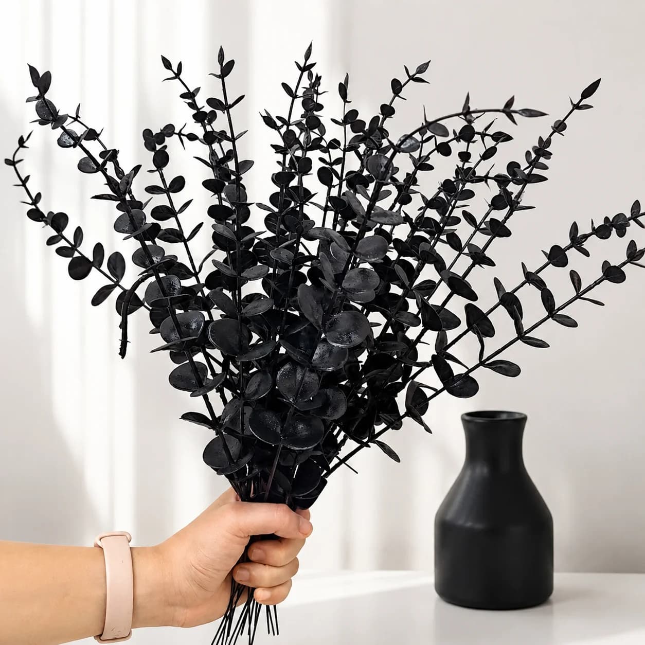 10/30pcs Artificial Black Eucalyptus Stem Plant Bouquet Fake Plant for Home Room Party Halloween Christmas Easter DIY Decoration