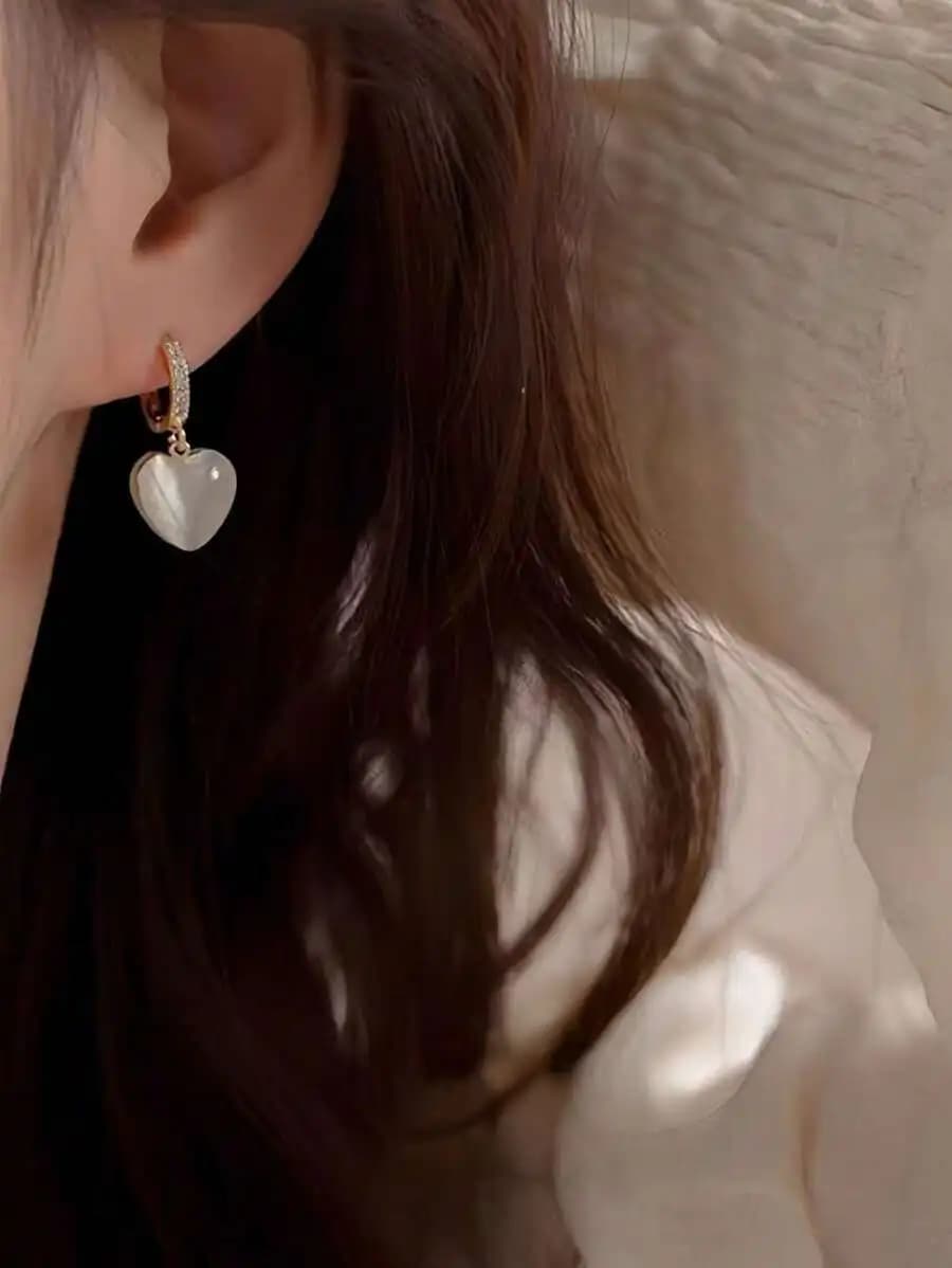 Orecchini pendenti a forma di cuore con opale per donna, in lega con accenti di cristallo