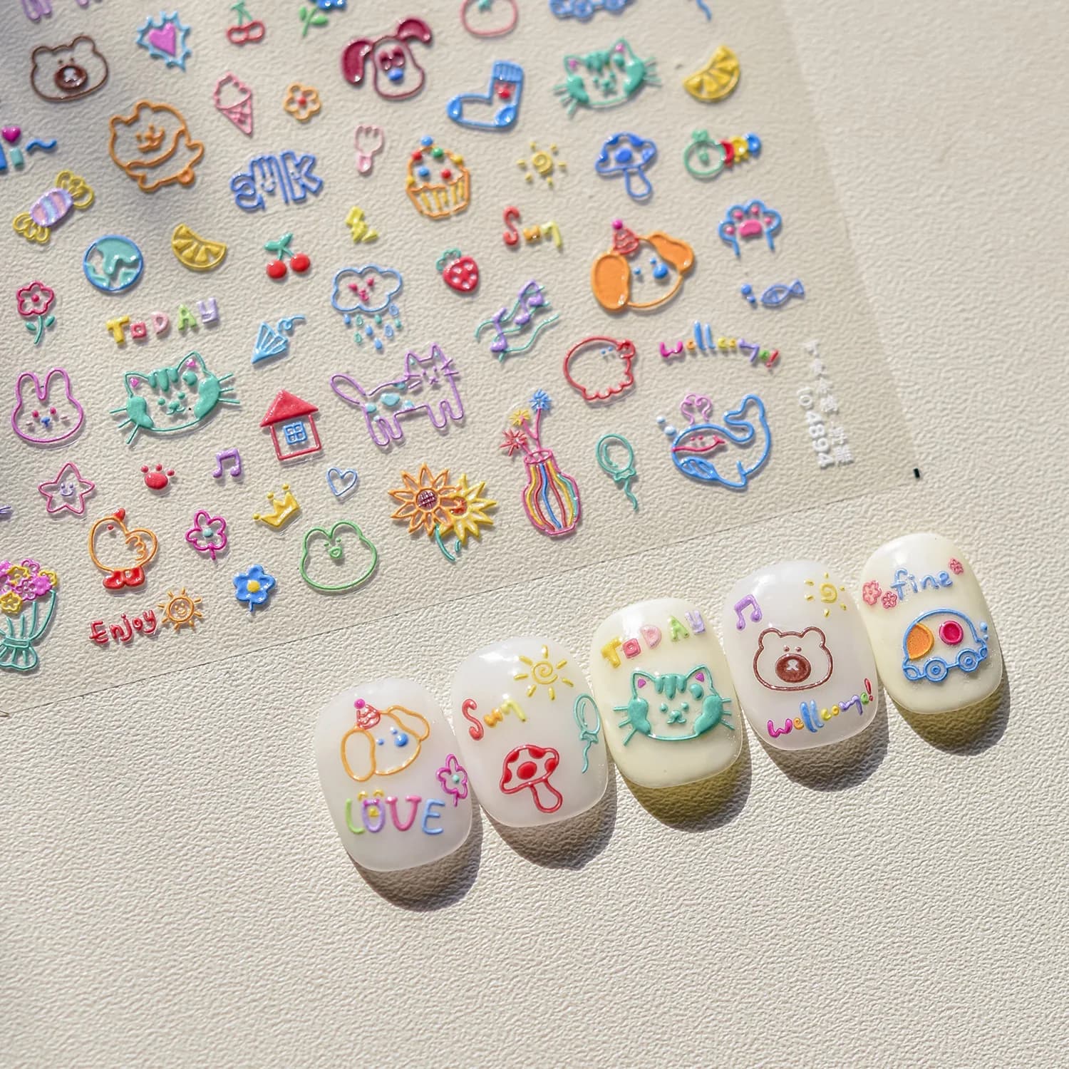 1pc 5D Rilievo Graffiti Nail Art Stickers Coniglio Cane Orso Arco Decalcomanie per unghie Tema del fumetto Adesivi autoadesivi per manicure fai da te *