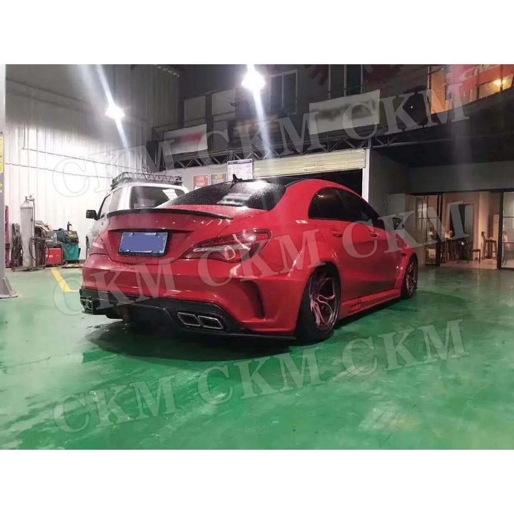 For CLA Class Carbon Fiber Rear Bumper Diffuser Led Extension Exhaust Tips For Benz W117 CLA180 200 CLA250 260 CLA45 2013-2018