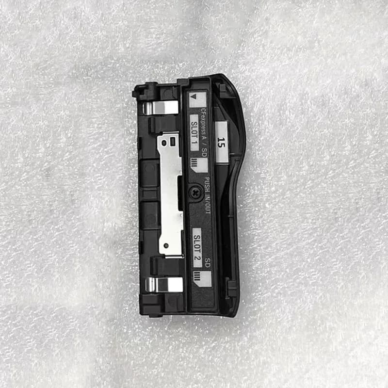 Nuove parti di riparazione del gruppo dell'armadio del coperchio della scheda di memoria SD per Sony ILCE-7M4 ILCE-7RM5 A7RV A7M4 A7IV A7R5 mirrorless