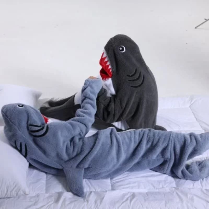 Winter Cartoon Cute Shark Flannel Shelves Wearable Cover Men Women's Dress Pijama Soft Warm Pisolino TV Lazy Cover Adult