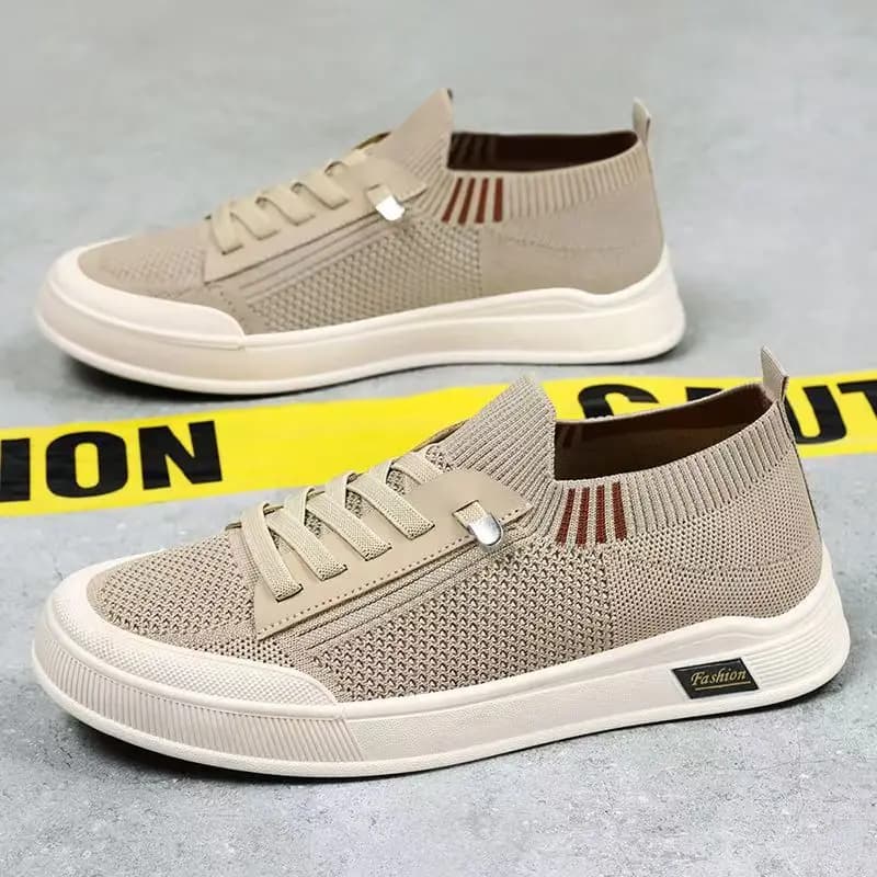 Men Mesh Slip On Casual Board Shoes Spring Autumn New Soft sole Breathable Casual Sports Shoes Running Shoes Walking shoes