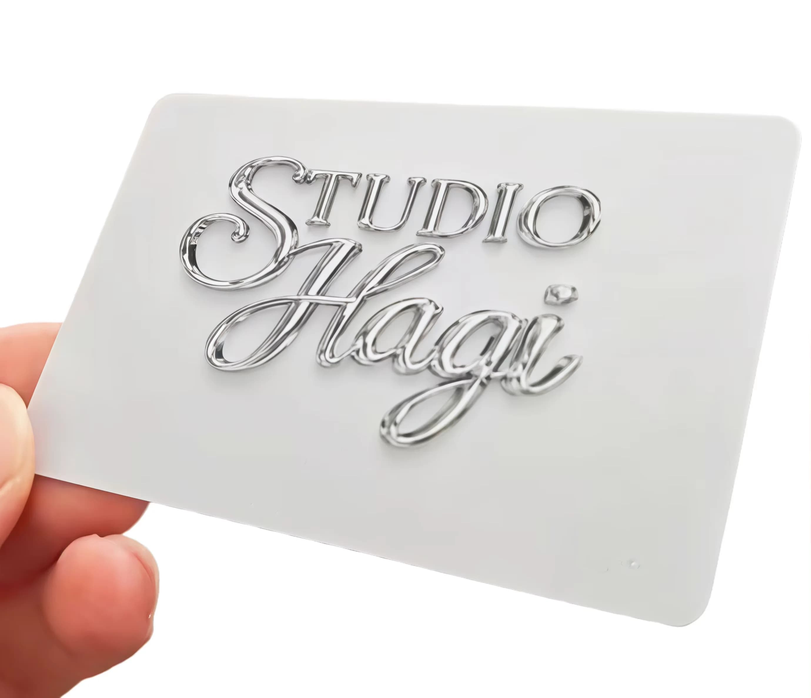 Tessere associative personalizzate, carte stampate in PVC o carte incise al laser in alluminio, motivi personalizzati e testo con nome.