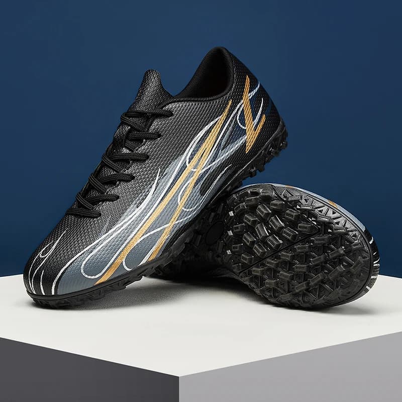 Lightweight Broken Studs Football Shoes Non-slip Outdoor Sports Training Sneakers