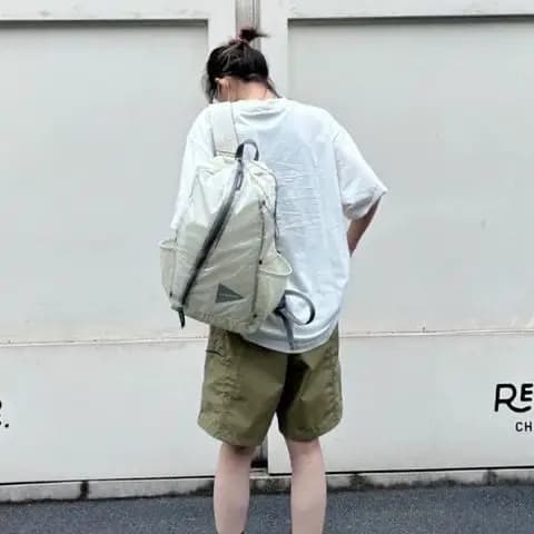 Zaino Ultra Leggero con Texture Simile alla Carta, Borsa a Tracolla Funzionale con Cerniera, Elegante Zaino Urbano per Uso Quotidiano