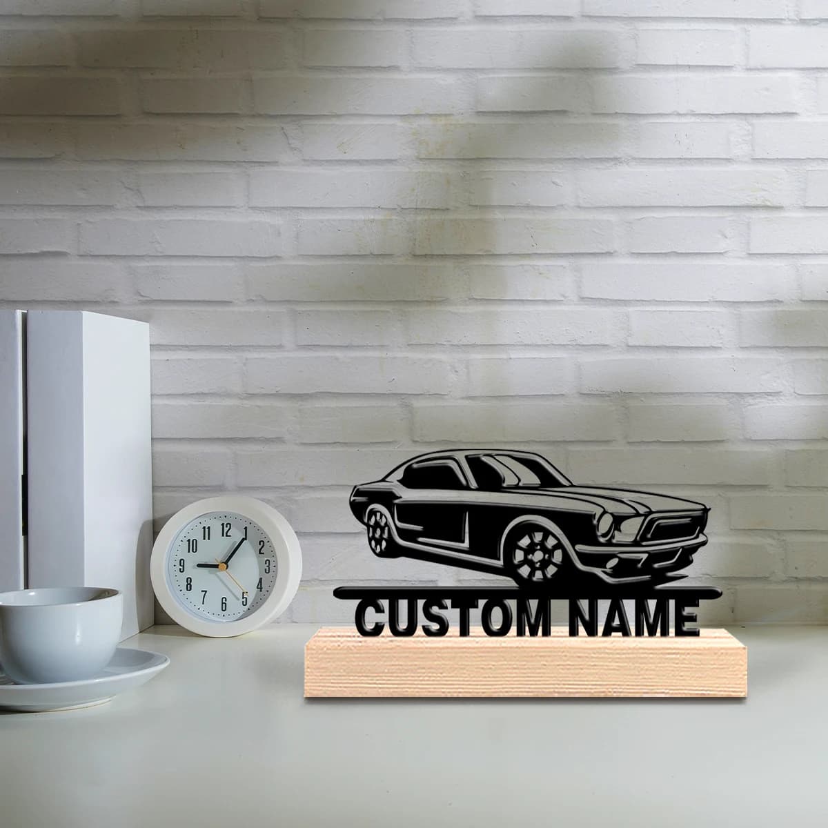 Statua in Metallo Personalizzata per Auto Berlina con Base in Legno, Decorazione da Tavolo Ispirata alla Natura per Ufficio