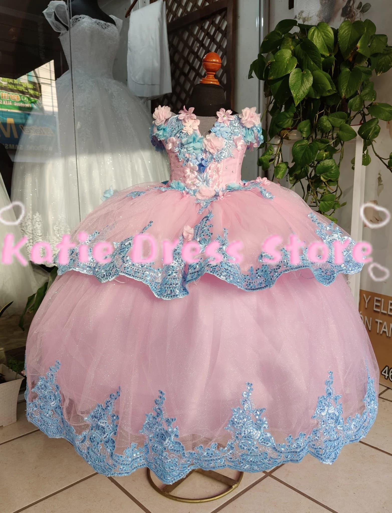 Elegante Abito da Damigella per Matrimonio in Tulle con Applicazioni 3D e Fiocco, Vestito per Festa di Compleanno, Prima Comunione, Abito da Ballo Personalizzato