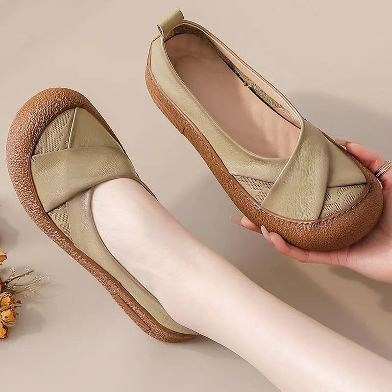 Nuove ballerine in pelle di vacchetta da donna Slip On Dress Scarpe basse Mamma Comodo mocassini da guida Donna Mocassini di lusso concisi