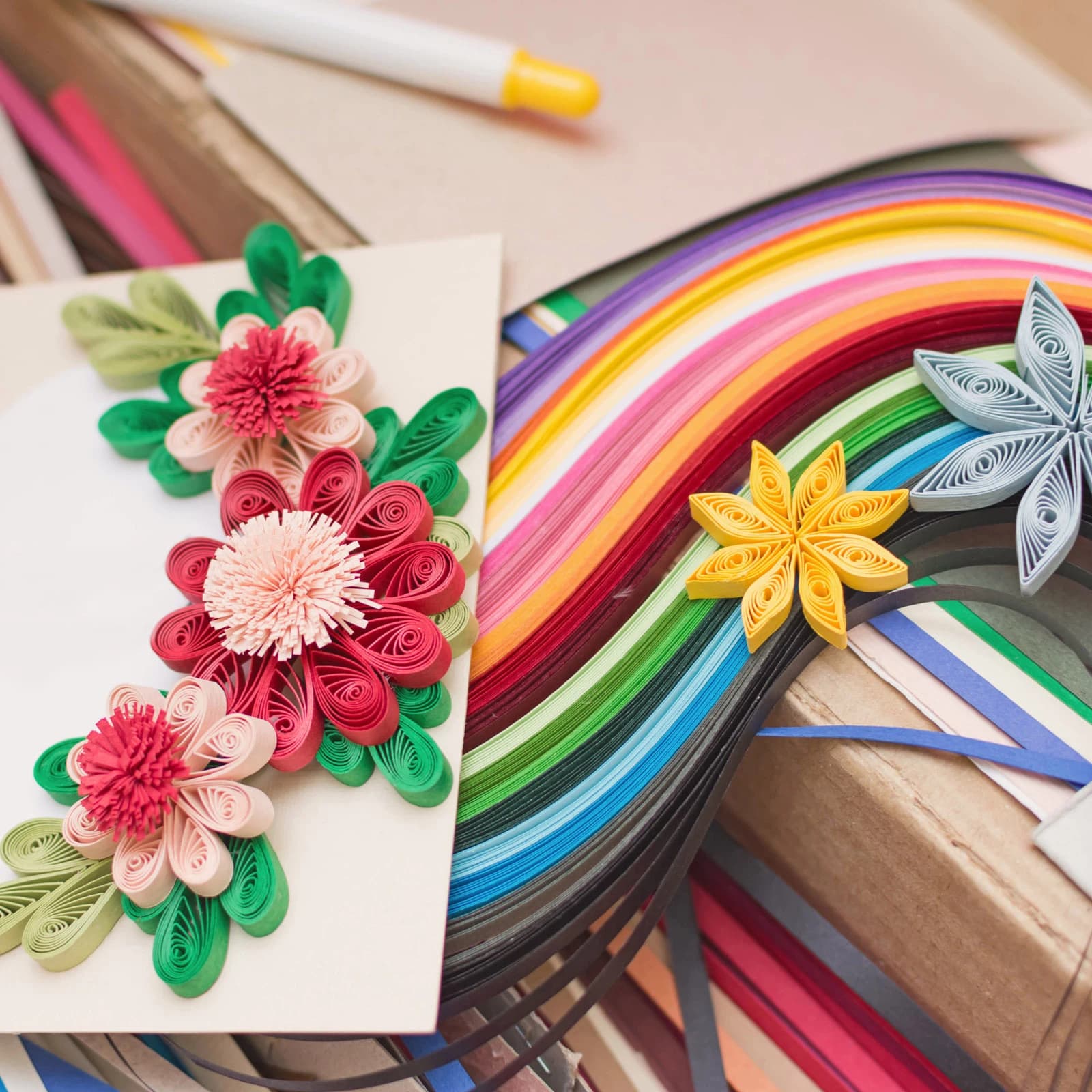 600/840pcs Quilling Strips Paper 5mm 0.2" Origami Paper Quilling Strip Mixed Color for Art DIY Hand Craft Christmas Tools