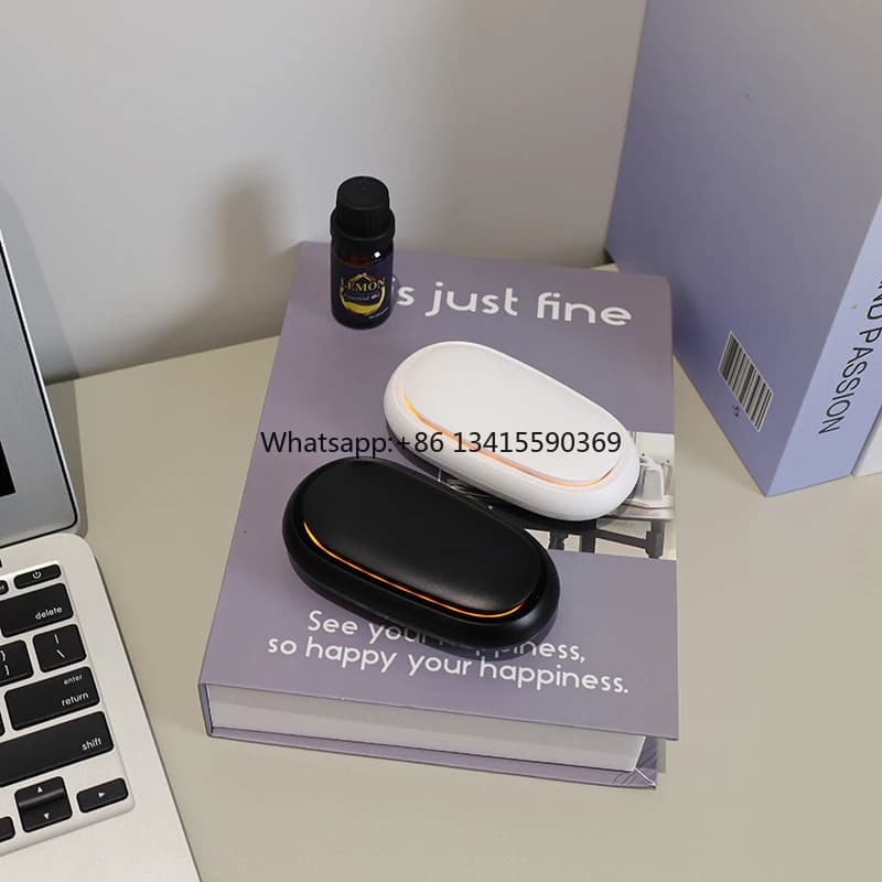 Mini diffusore portatile di oli essenziali senza acqua Diffusore di fragranze wireless Piccolo diffusore di aromi per auto domestiche all'aperto
