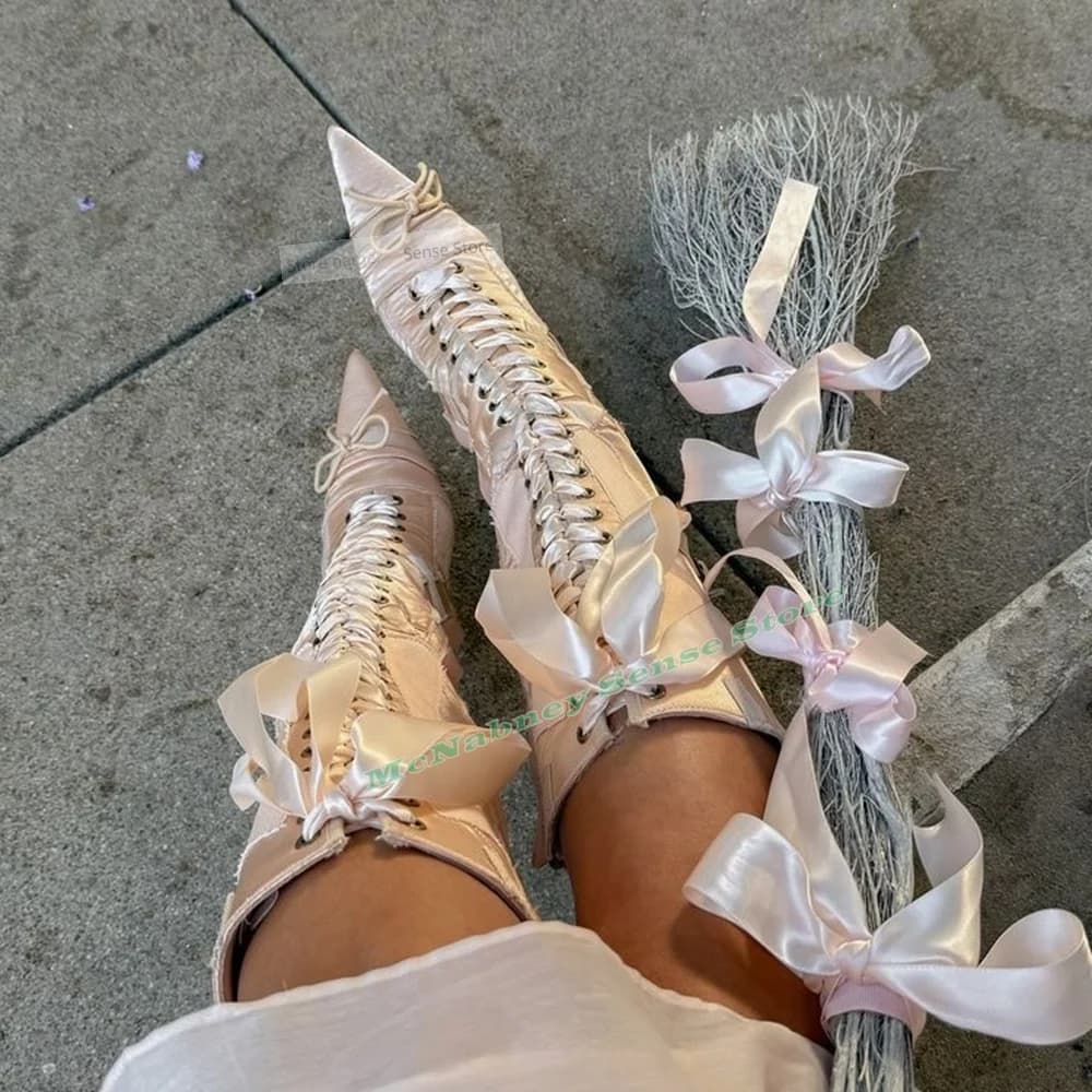 Stivali stringati con nodo a fiocco Stivali alti al ginocchio con patchwork solido Stivali con punta a punta Tacchi alti sottili Scarpe da donna di nuovo stile Designer per feste estive