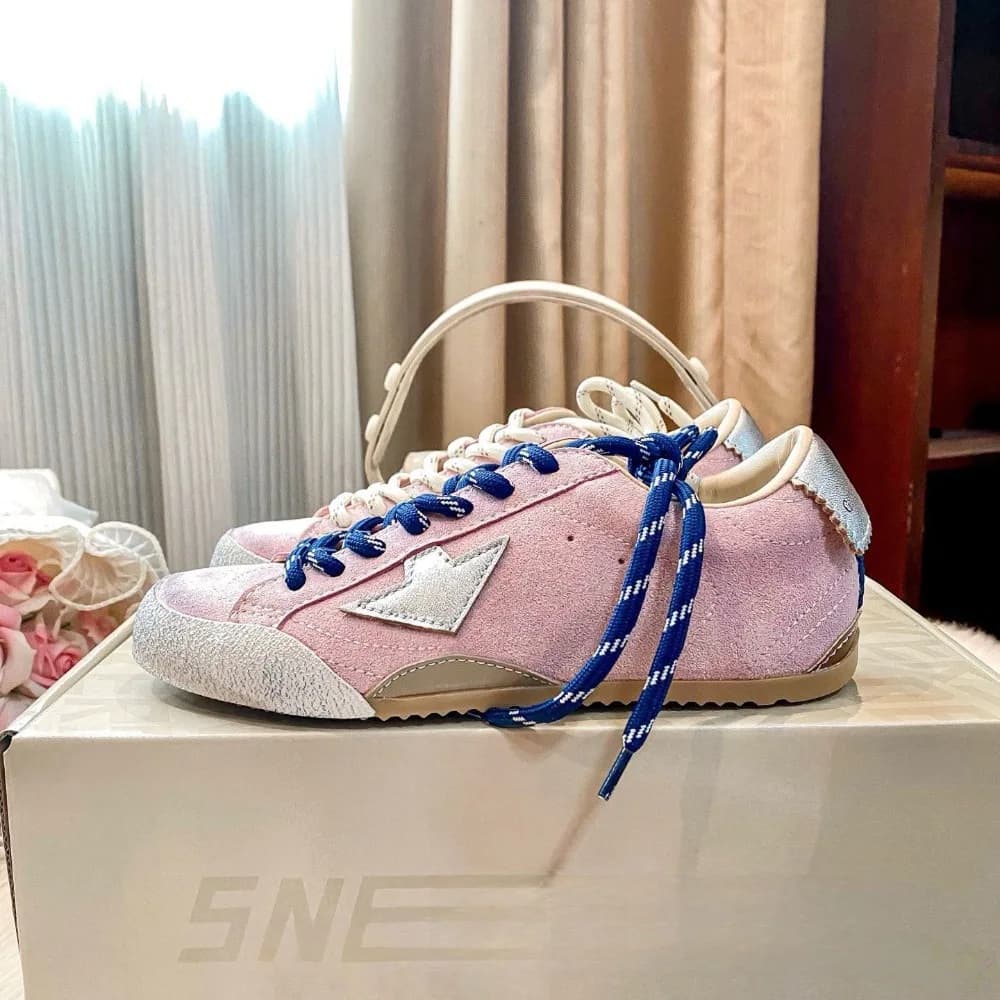 Scarpe da Donna Italiane di Lusso Leggero: Scarpe De Xun Effetto Invecchiato e Sbrigliato con Rialzo Interno, Seconda Generazione di Scarpe Effetto Sbrigliato Star