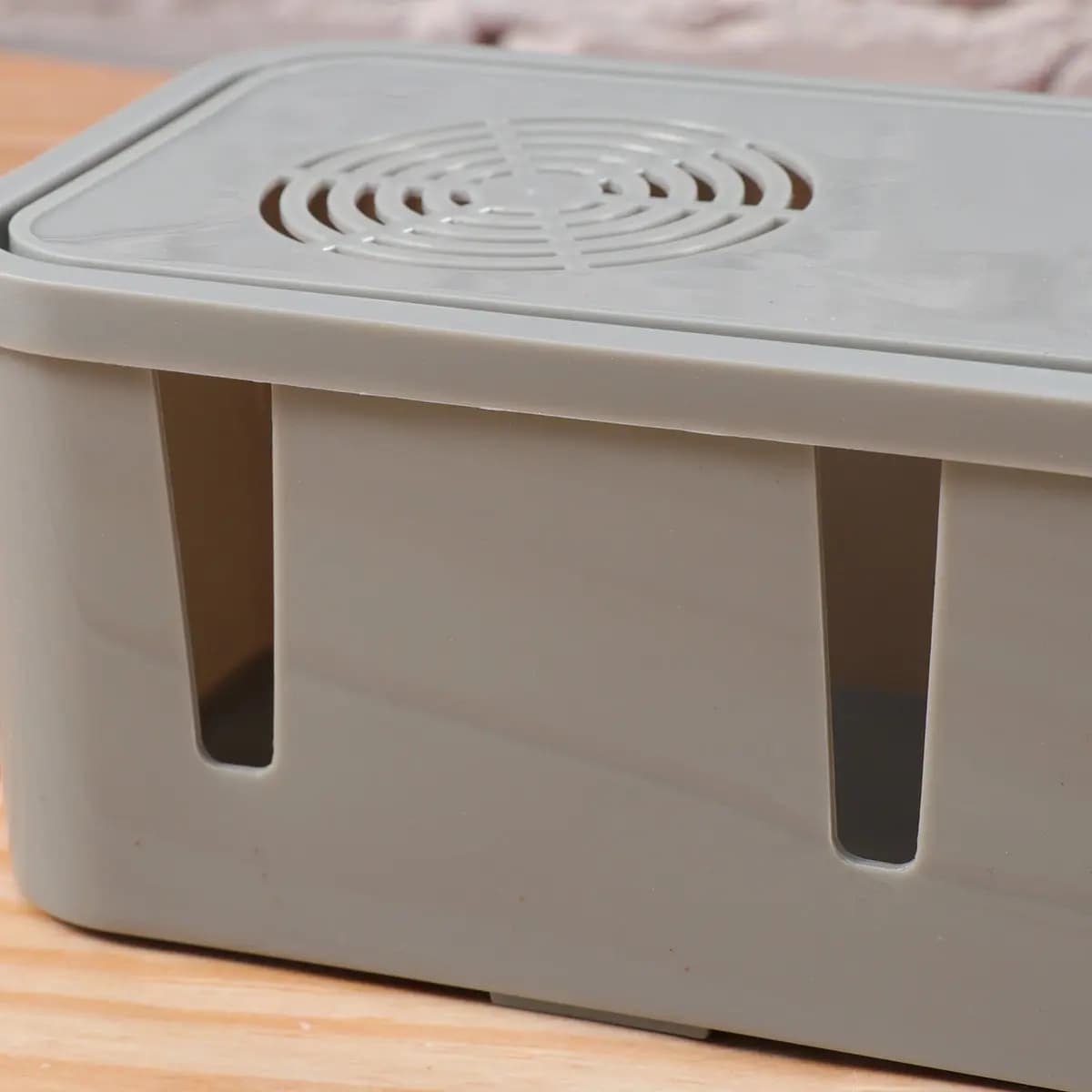 Scatola Organizzatrice per Cavi e Prese Elettriche, Grigia, Antipolvere, per Uso Domestico, da Scrivania o a Parete
