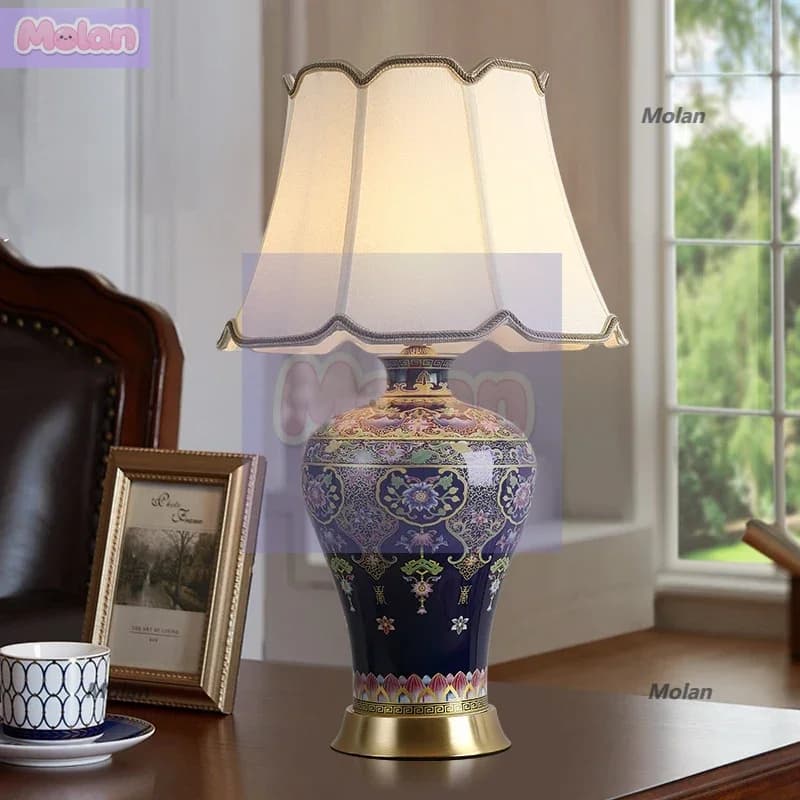 New Jingdezhen enamel ceramic table lamp American living room sofa table lamp Bedroom bedside retro Chinese table lamp