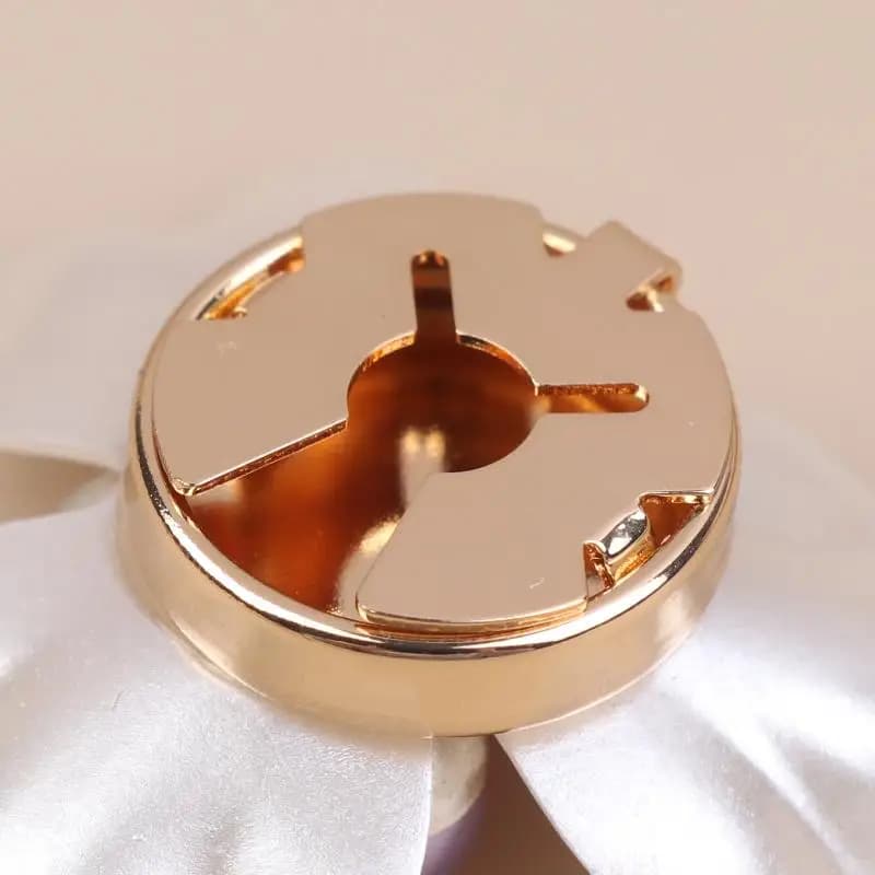 2pcs Shirt Button Covers Floral Buttons Seamless Sewing Clip Decorative Shirts Dresses Fashion Button Clips Clothing Decor Parts