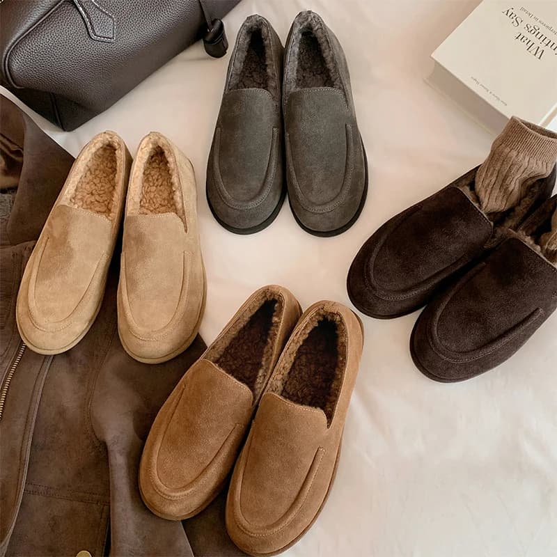 Mocassini in pelle scamosciata Donna Punta tonda Slip-on Scarpe casual piatte in lana d'agnello Scarpe da passeggio per esterni morbide in pelliccia calda invernale da donna