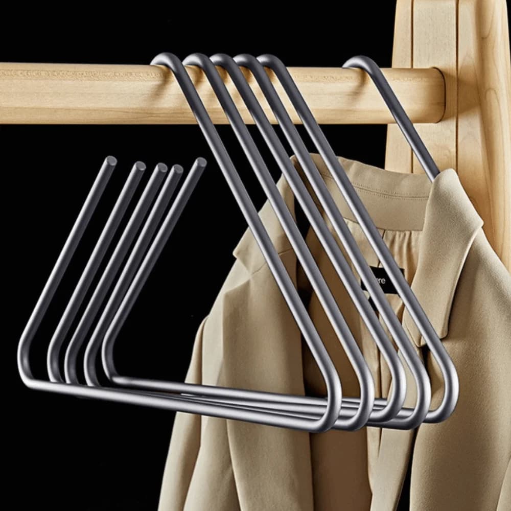 5PCS Non Slip Triangle Coat Hangers Sturdy Rust-Proof Clothes Hangers Space-Saving Metal Wardrobe Hanger Clothes Storage
