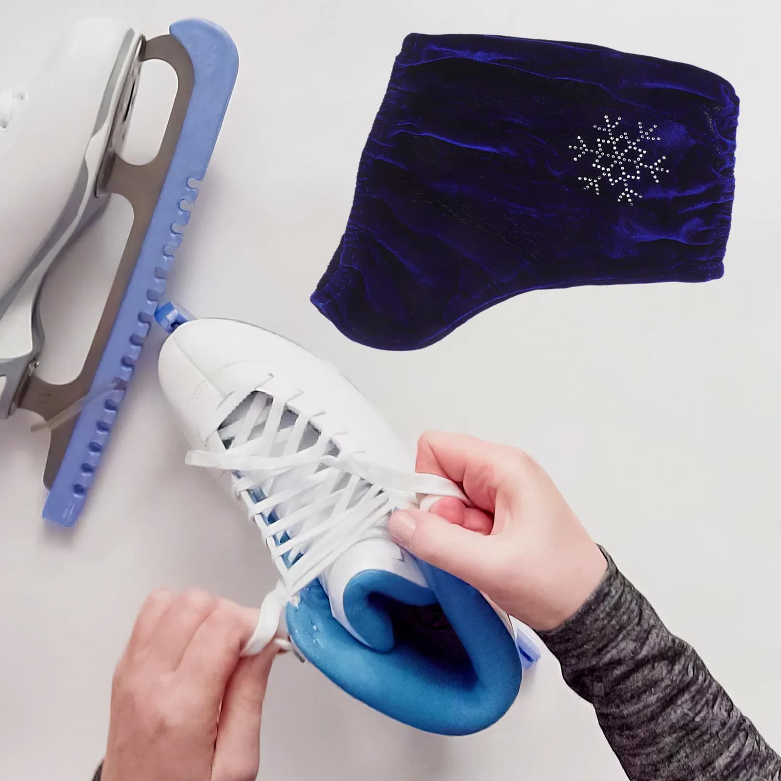 1Pair Elegant Blue Figure Skate Boot Covers with Sparkling Rhinestones for Medium Size Ice Skates Training Competition