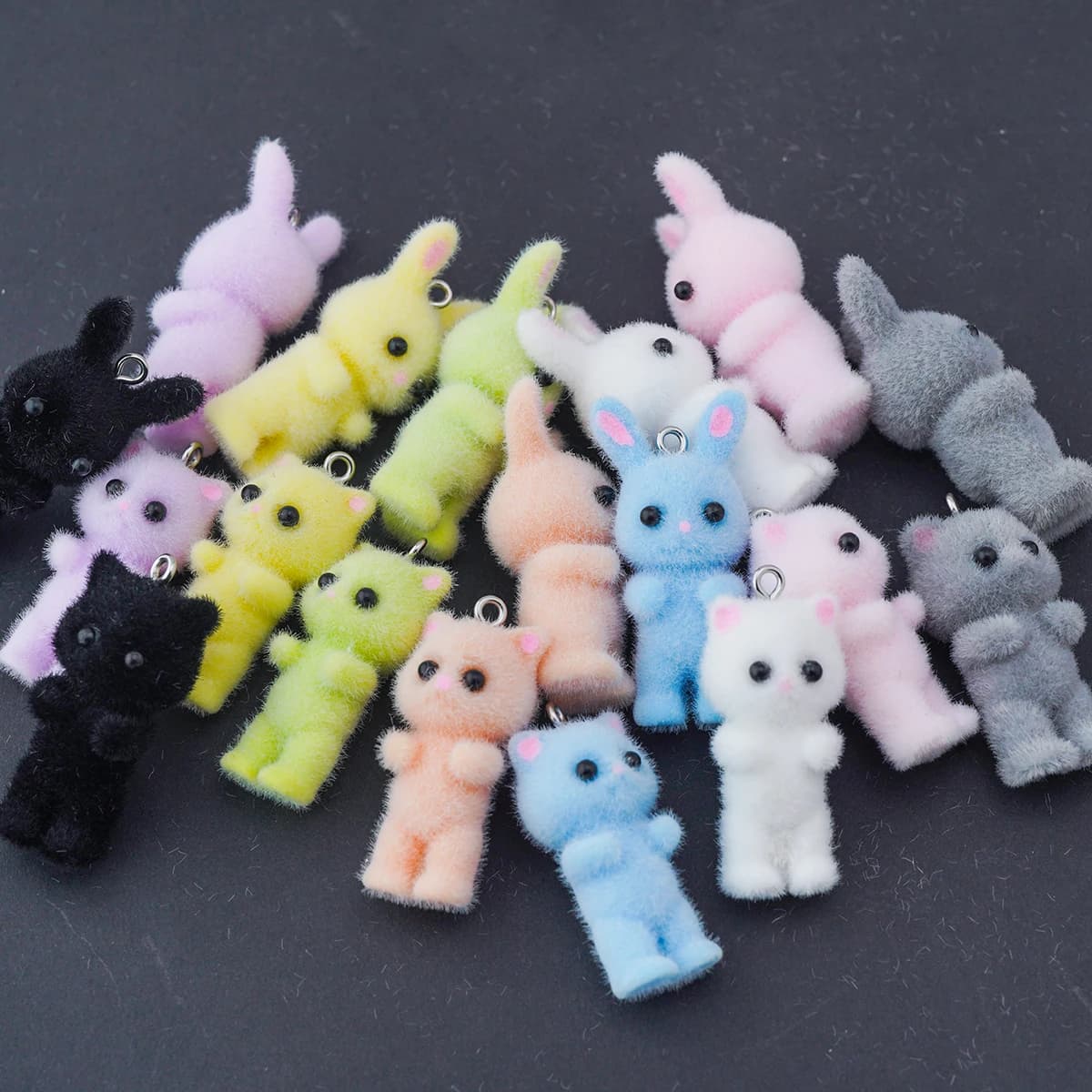 18pcs 3D Cartoon Resin Rabbit and Cat Charms Cute Flocking Animal Pendant For Keychains Necklace DIY Jewelry Make Accessories