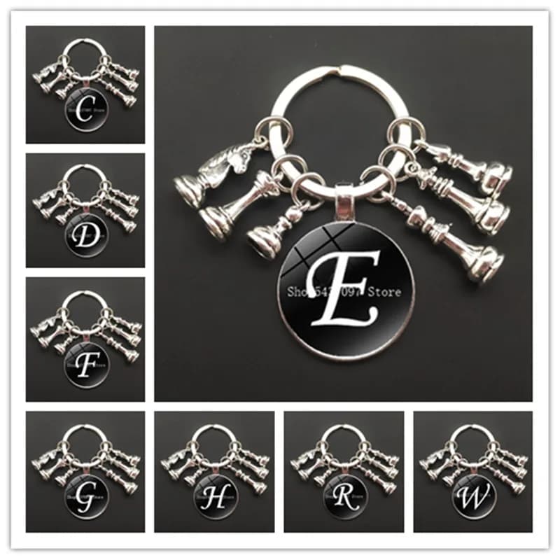 Ciondolo a scacchi portachiavi lettera cabochon in vetro portachiavi scacchi re regina auto cavaliere pedone ciondolo ciondolo portachiavi regalo gioielli