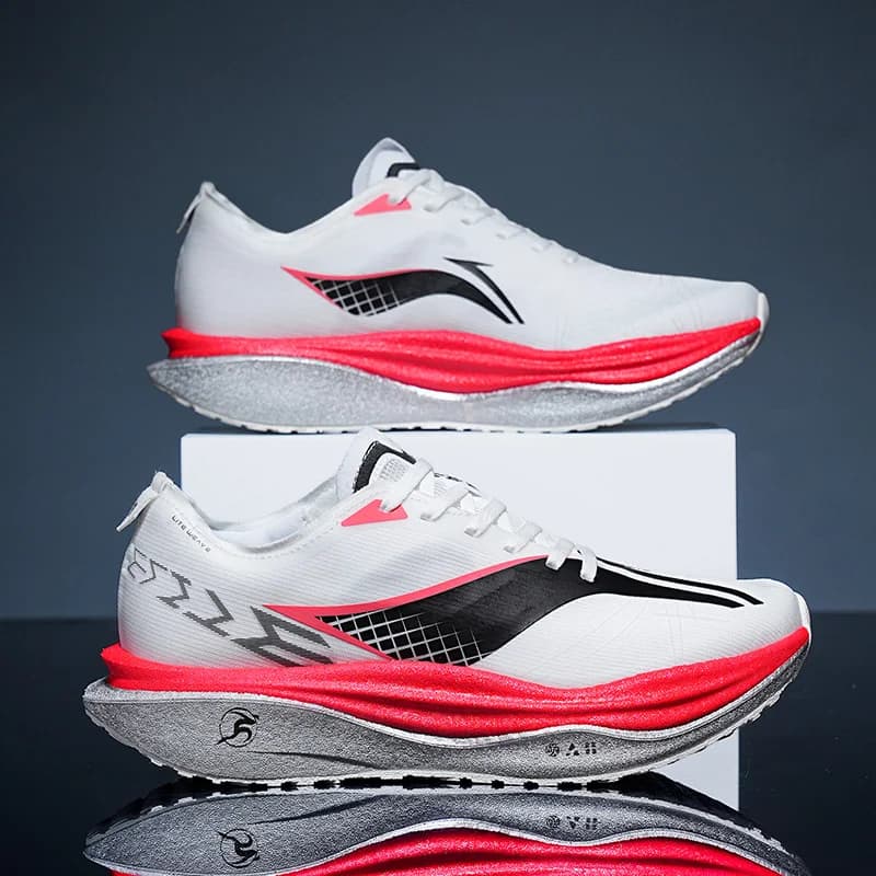 Marathon Running Shoes with Carbon Plate and Shock Absorber, Breathable and Lightweight Sports sneakers for Men and Women, Comfortable and Non-slip